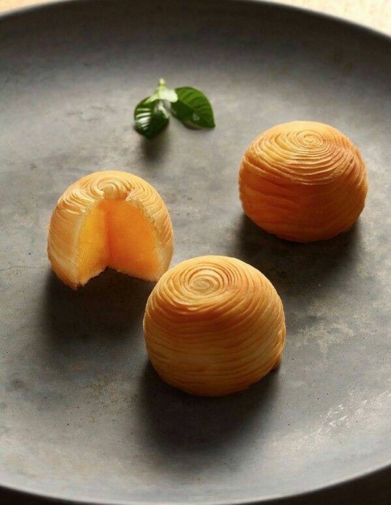 您是否渴望將國宴級的尊榮享受帶入日常生活？國宴欽點．彩頭酥：吉祥好兆頭，品味東方雅韻 