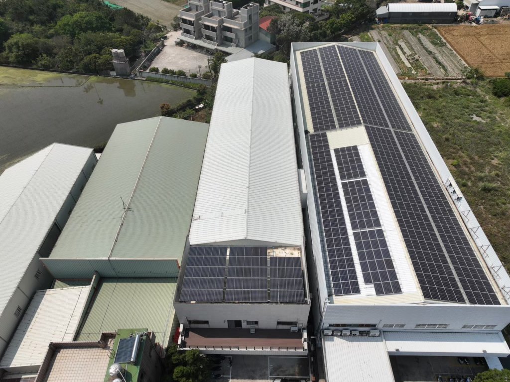 金爪機械工業_工程容量:216.375kWp