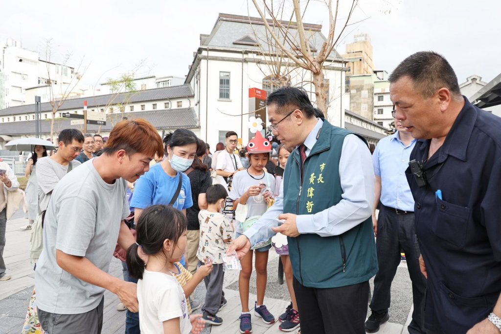 週末活動夯 市府呼籲搭乘免費接駁車 及限量咖啡分享券可領