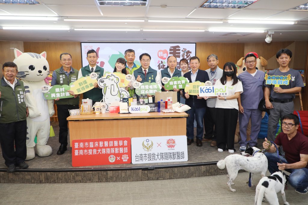 台南動保市集即將登場 黃偉哲與動保大使牙牙號召愛護動物