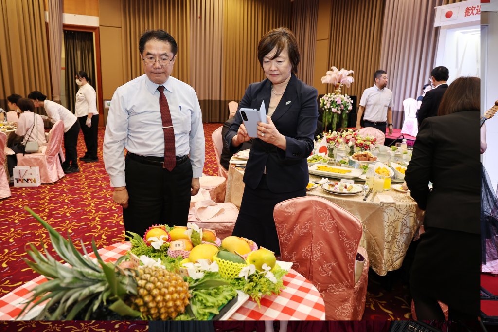 安倍昭惠夫人暌違兩年造訪台南  品嘗念念不忘芒果的美味 