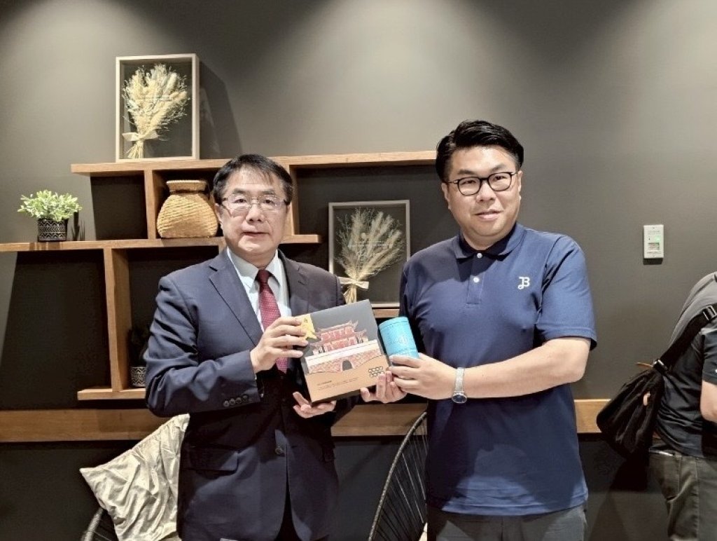 北海道美唄市當地高中生品嘗台南鳳梨  狂給讚　