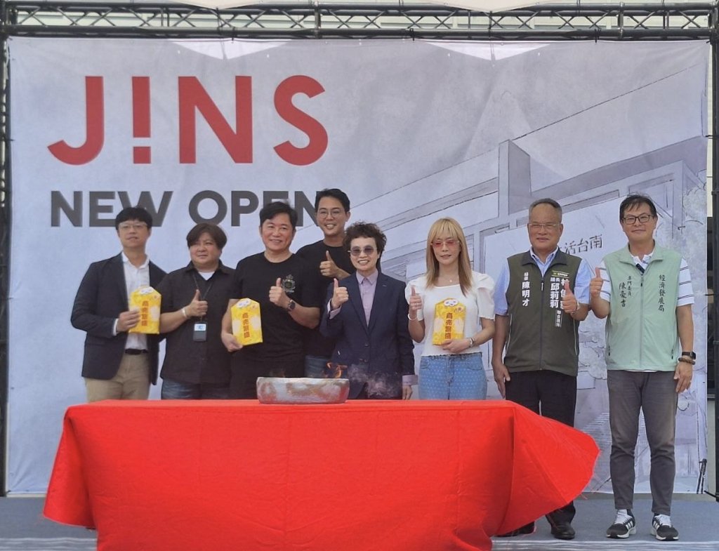 JINS進駐誠品生活台南！打造南台灣眼鏡購物新熱點