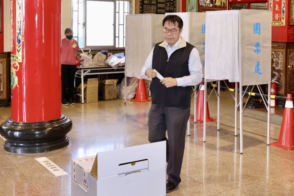  黃偉哲籲民眾 823公投  踴躍行使公民權 