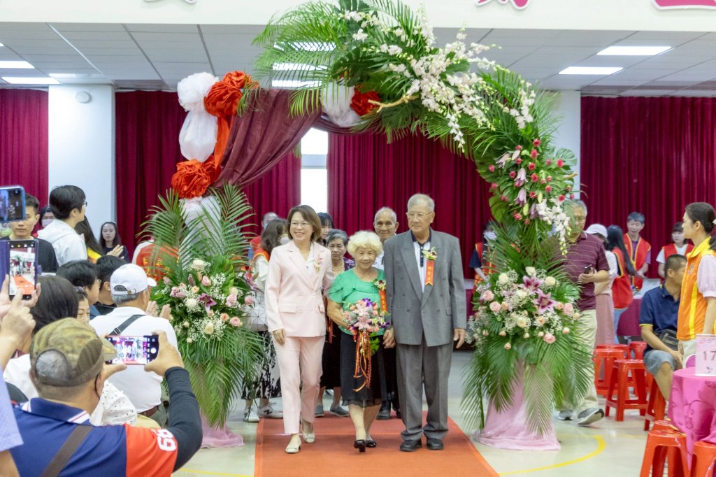 情牽六十載不變的愛　屏東市公所模範夫妻表揚見證一甲子幸福歲月