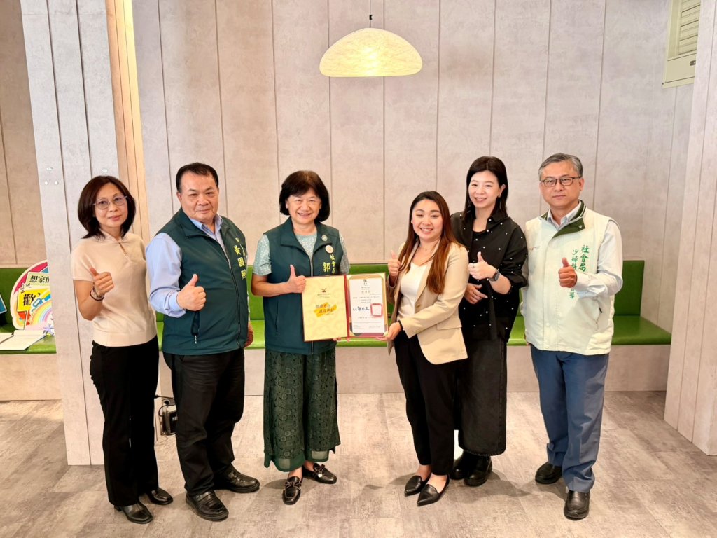 王品集團旗下享鴨與中華料理辦理公益餐會—愛延續 邀新住民家庭共享溫暖並捐助