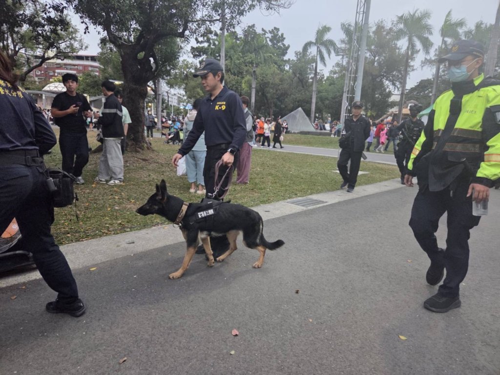 屏東最大跨年晚會開唱 警方守護安全、交通同步疏導