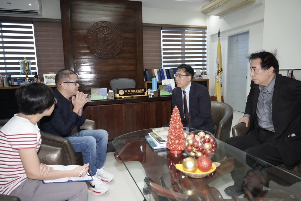 上任即啟動城市外交！黃偉哲快閃首訪菲國   拜會阿克蘭省談合作