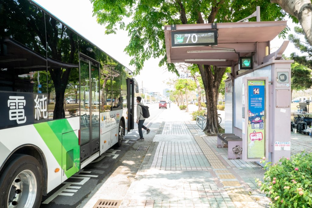 臺南導入科技優化交通 智慧停車效率大幅提升