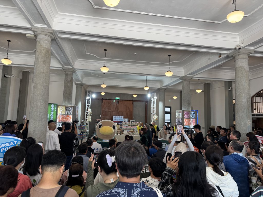 IP魅力持續發燒！菜奇鴨熱銷創話題　夜奇鴨萌襲登場