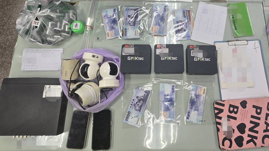 深夜突襲！鐵皮屋變身賭博電玩賭場　安平警攻堅查獲職業賭場