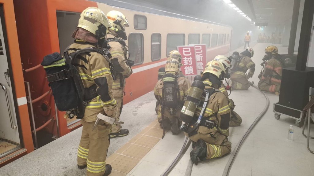 消防局配合「台南鐵路地下化」通車啟用前防災演習 精進台鐵防救災能力