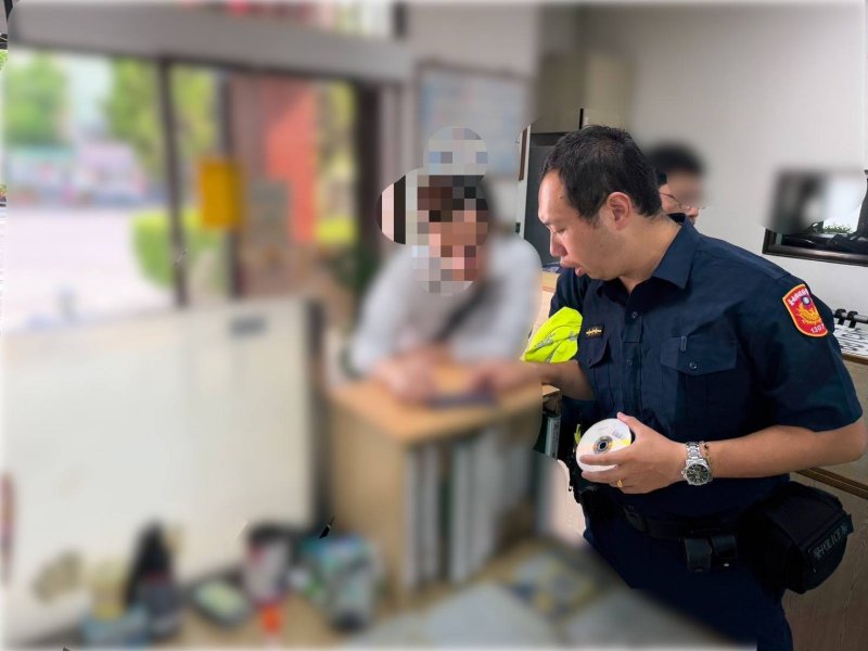「韓航通知」竟是詐騙餌！南警三分局攔阻5千元保住荷包