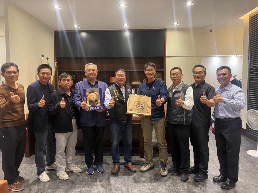 與少年輔導委員會推動少年曝險預防/偏差行為少年之轉介輔導