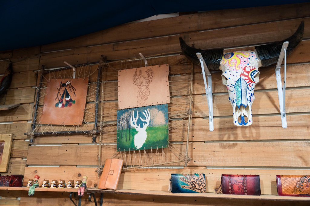嘉義力推部落旅遊 體驗鄒族「鞣皮」傳統工藝 打造個人獨特作品<大和傳媒>