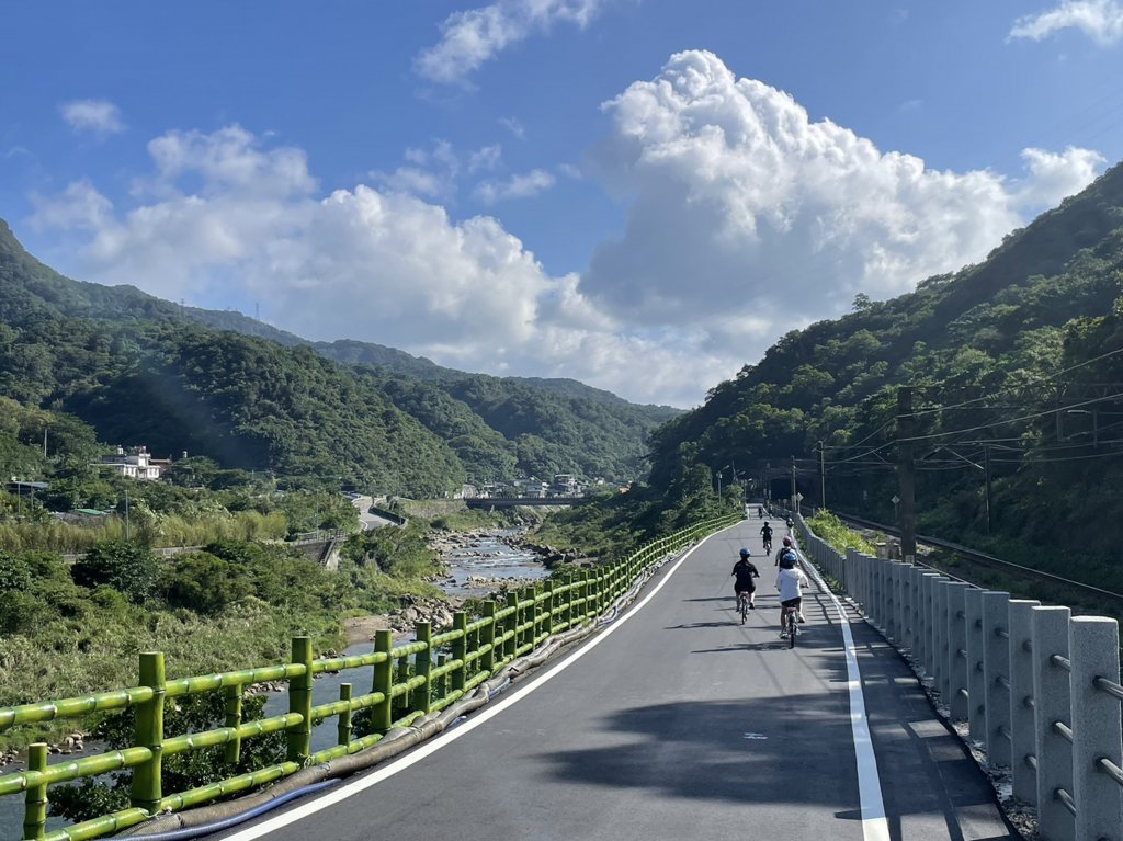 瑞猴自行車道精彩啟程 穿隧道與火車浪漫騎行<大和傳媒>