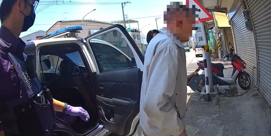 8旬老翁中暑暈眩跌坐市場，永康熱心里長啟動警民服務<大和傳媒>
