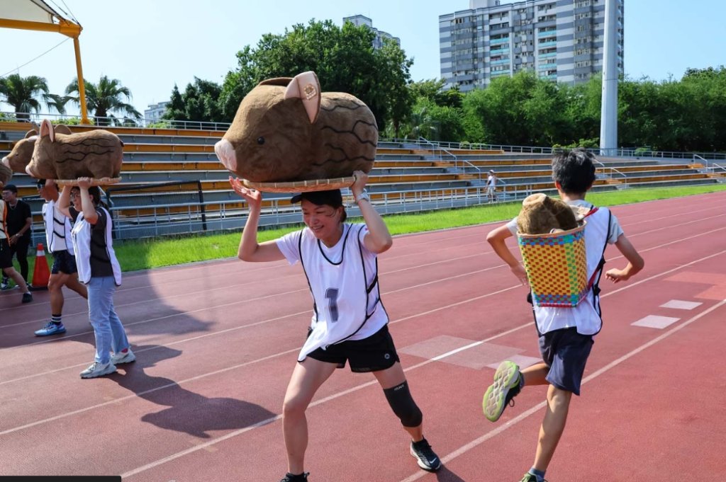 最逗夏日運動派對「扛著野豬跑」8/23新莊體育園區登場 新北凱撒運動隊「運動小學堂」等你來參加！<大和傳媒>