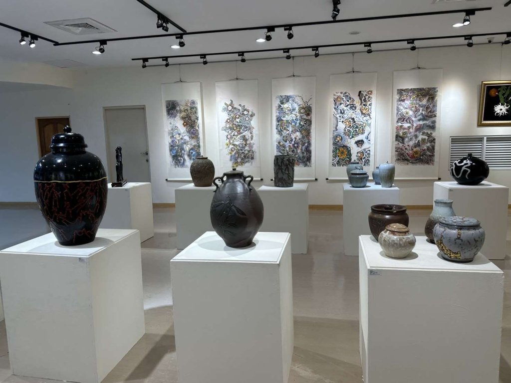 「塑繪四端」丁振生、廖淑媛、黃玉滿、李季儒創作展　11/1-11/12文化觀光處展覽館1樓展出<大和傳媒>