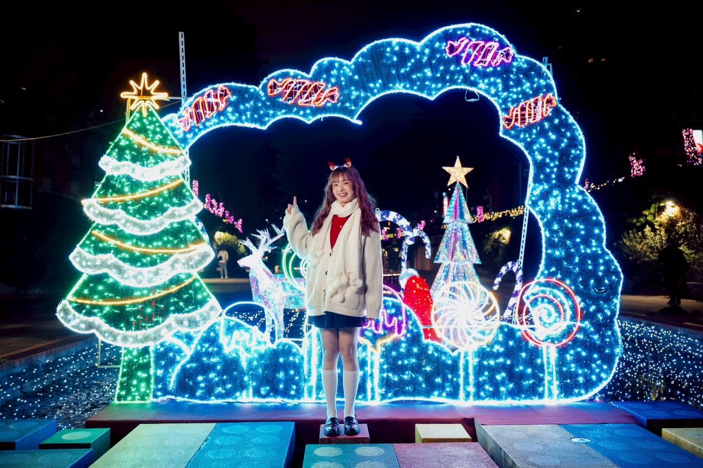 4米高夢幻聖誕花束盛開 中港大排、鴨母港溝絢爛燈海即將登場<大和傳媒>