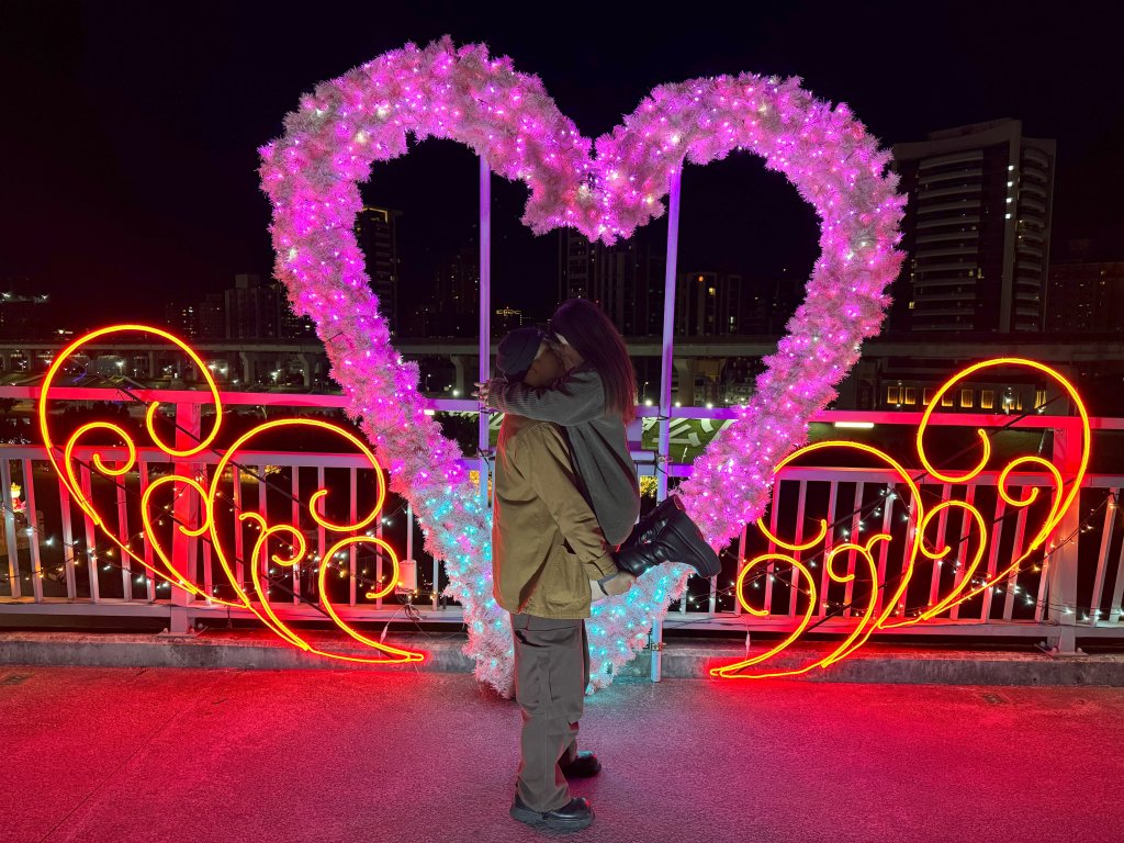 情人節秒進童話世界三重辰光橋「星戀光影」2/14夢幻點燈<大和傳媒>