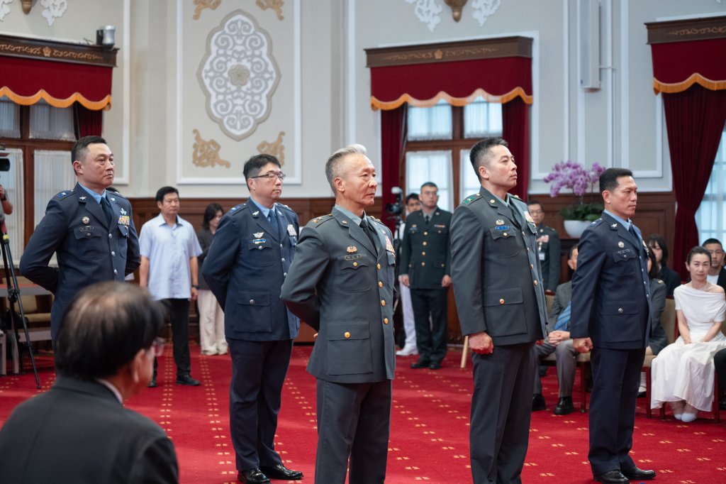 總統主持將官晉任授階典禮　期許提升不對稱戰力　守護國家安全與人民生活<大和傳媒>