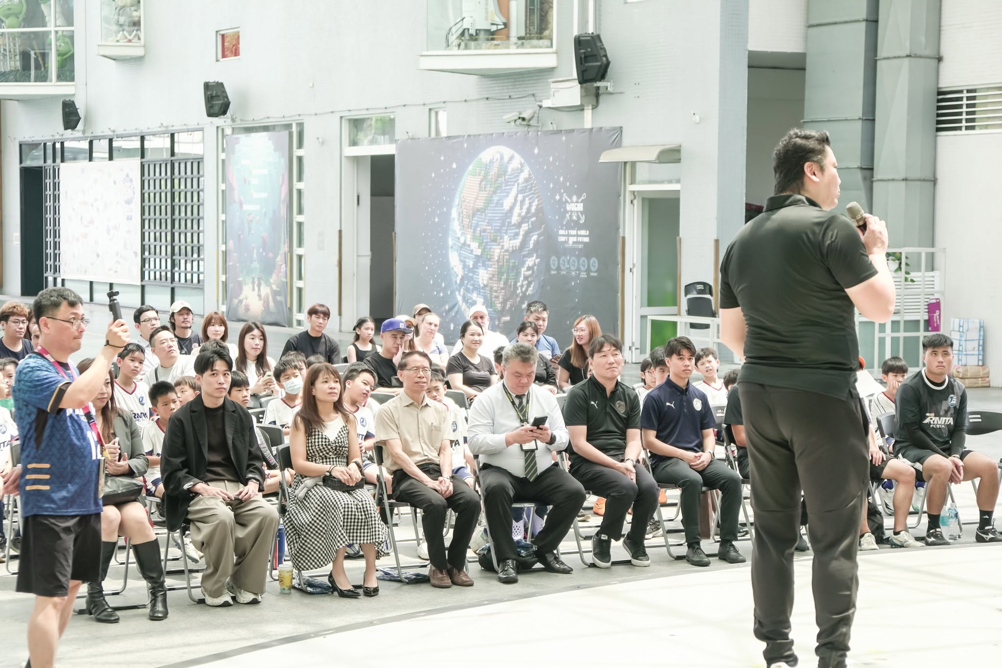 葳格國際學校攜手日本大分三神打造國際足球教育 學童結業典禮展現成長成果
