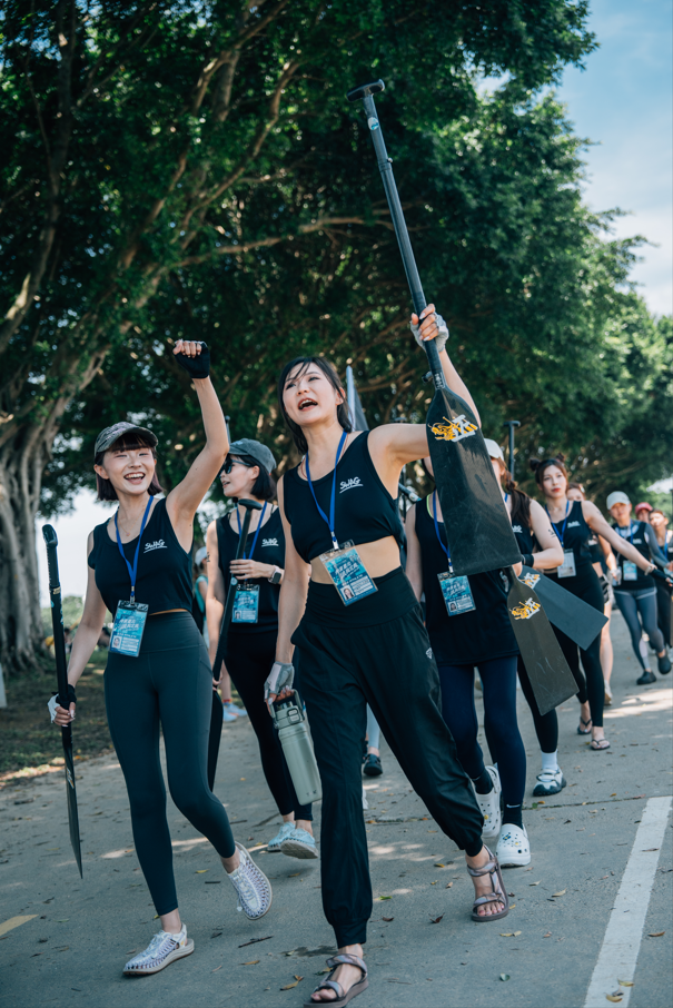 SWAG女神首次參加2026台北國際龍舟錦標賽大型龍舟女子組,奪得季軍。(圖/SWAG提供)
