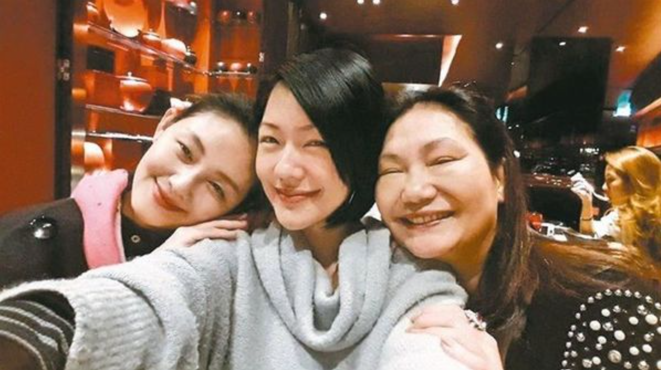 大S病逝後遺產分配受到關注,前夫汪小菲透過律師發聲。(圖/翻攝小S臉書)