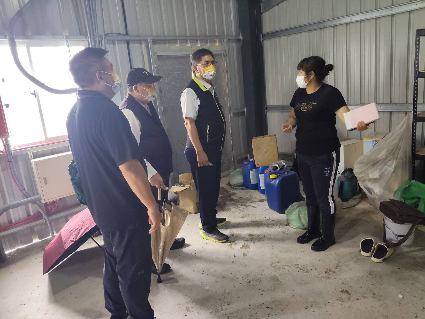 ▲▼相關單位到場了解（圖／記者王俊勝 翻攝）2