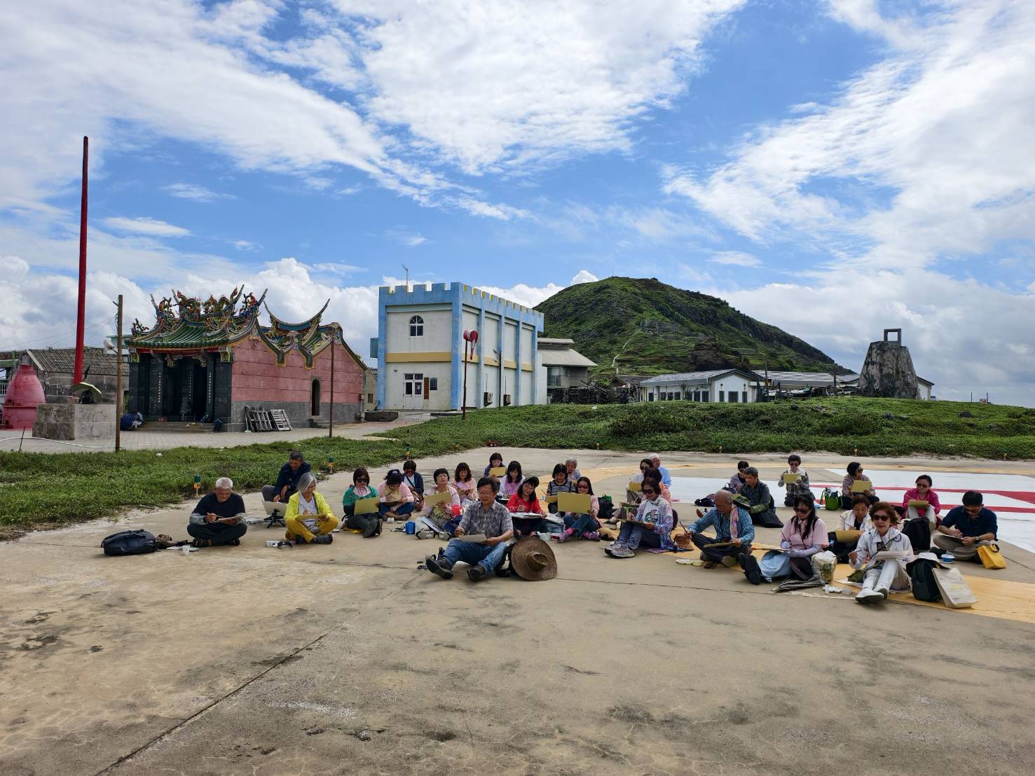 陳銘顯主持臺灣國家公園系列最終章　《海洋浩瀚》現代國畫專題巡迴展完成藝術版圖最後拼圖 