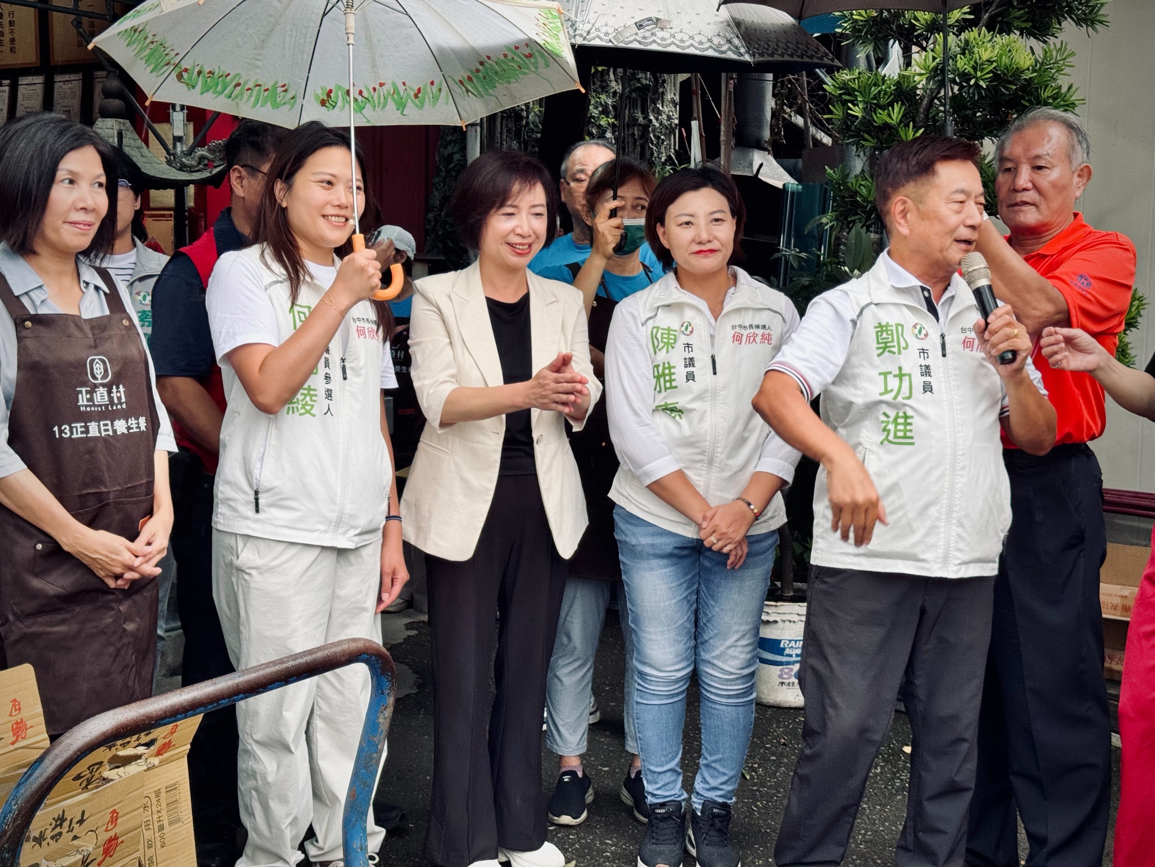 東區普聖宮愛心便當暖心結緣 何欣純:串聯公私力量 讓善循環延續台中