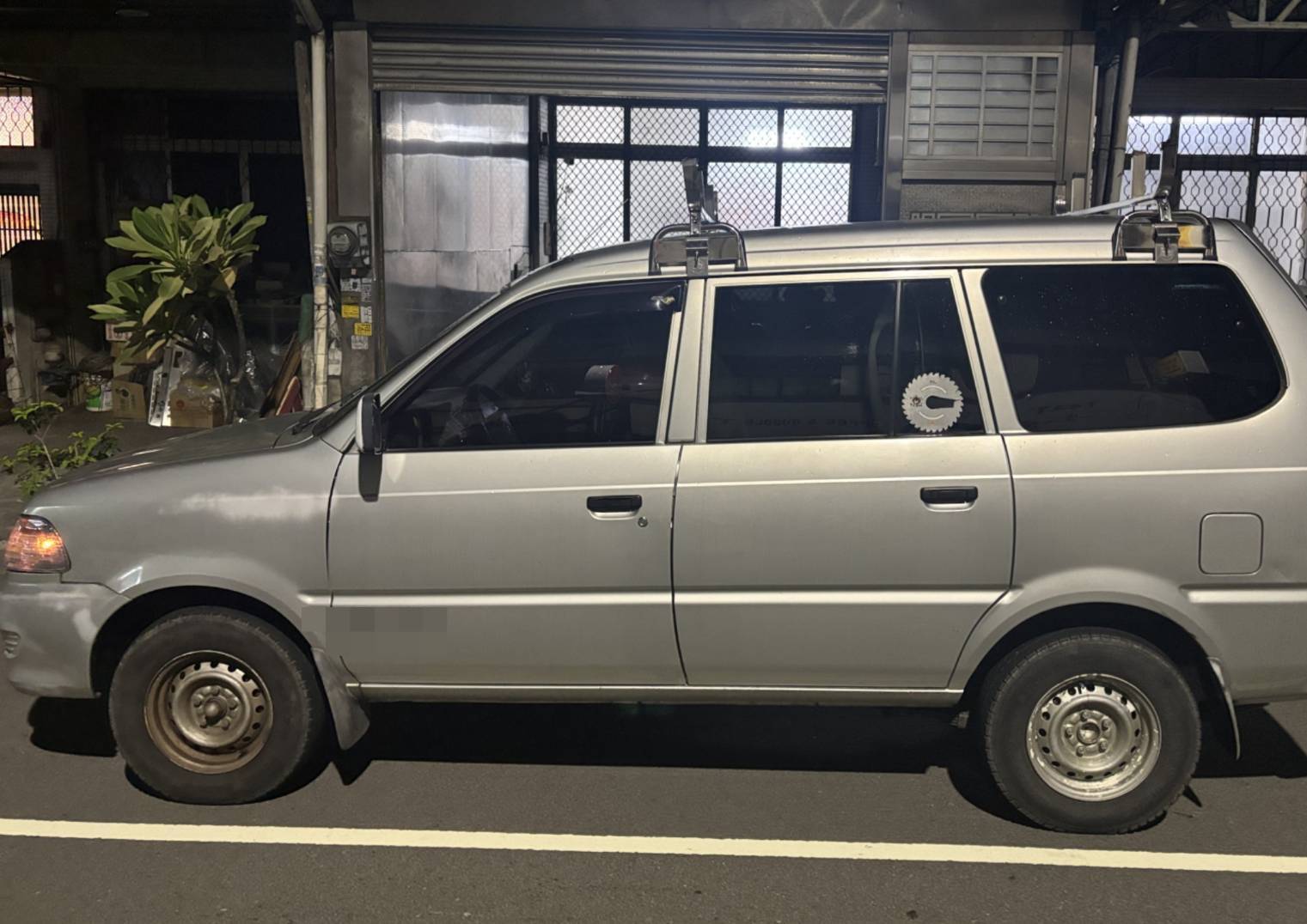 潭子拼裝車逆向闖快車道釀擦撞 駕駛受傷送醫、肇因待鑑定