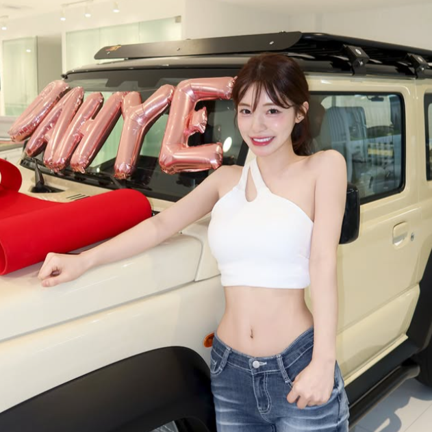 李多慧終於圓夢在台灣買車。(圖/翻攝李多慧IG)