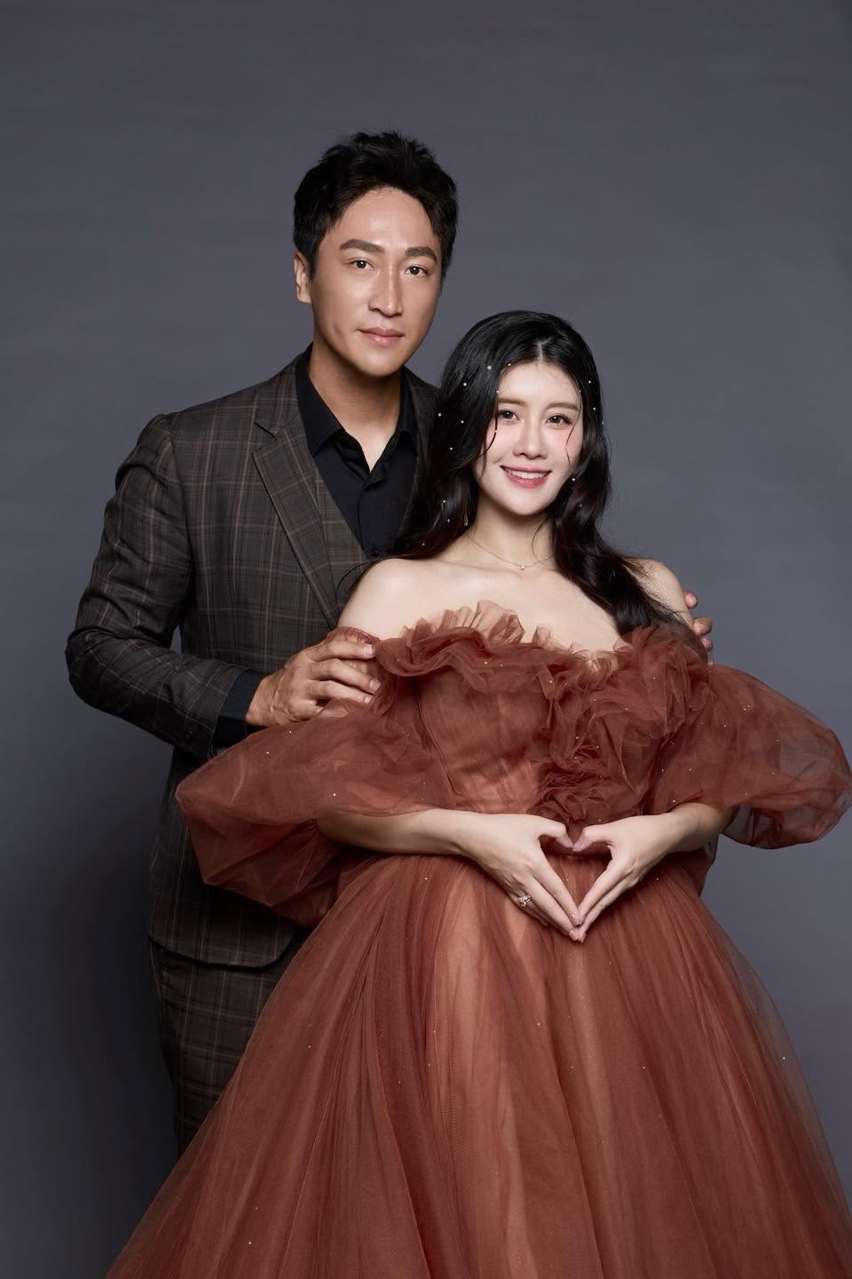 林真亦宣布已婚懷孕。(圖/翻攝林真亦臉書)