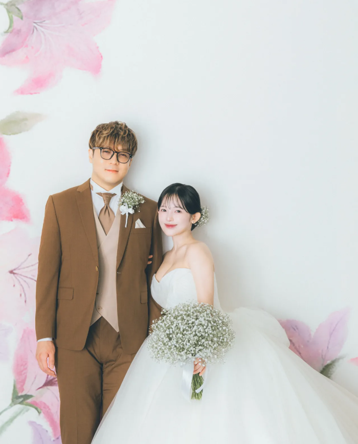 天木純曬出與老公的甜蜜婚紗照。（圖／翻攝天木純IG）