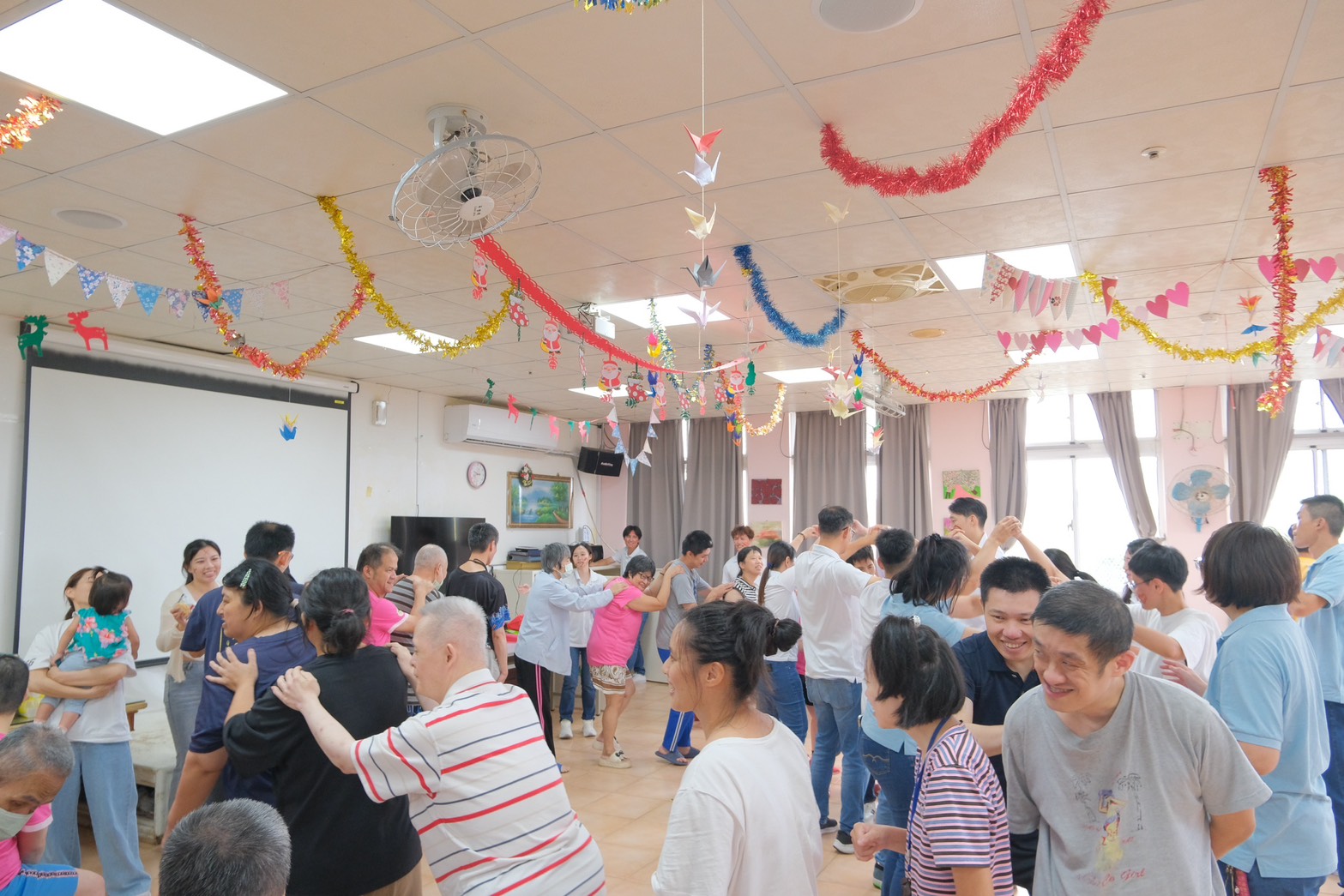 18小時快閃送暖！7學員號召善心　百箱物資送進桃園方舟啟智教養院