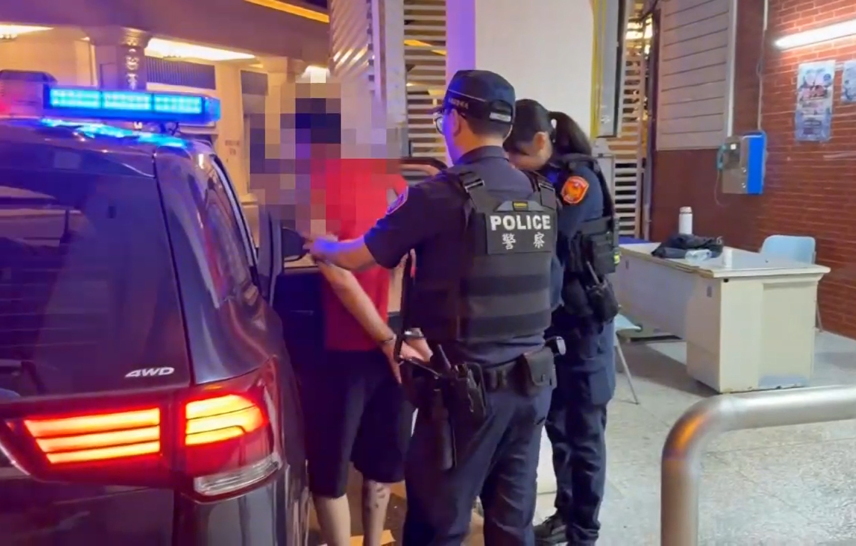 路倒救護現場突爆衝突！男子涉攻擊4人　花蓮警當場逮捕送辦