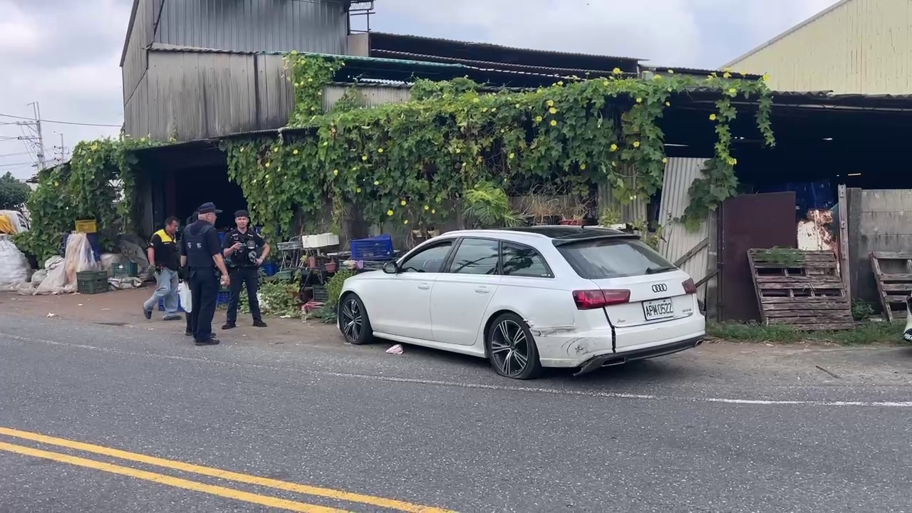 ▲台南21歲奧迪男拒檢！衝撞警車...警開14槍　車上查獲毒品（圖／記者王俊勝 翻攝）
