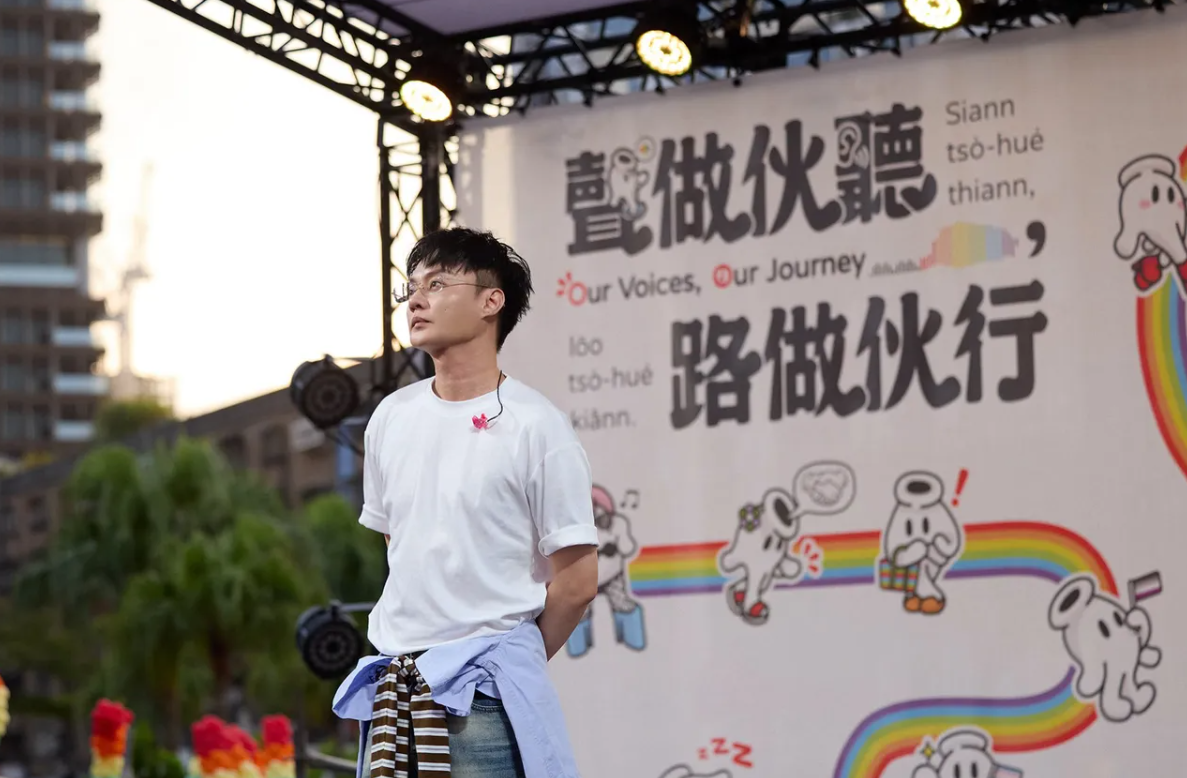 許富凱揭露童年遭霸凌的傷痛。(圖/翻攝許富凱臉書)