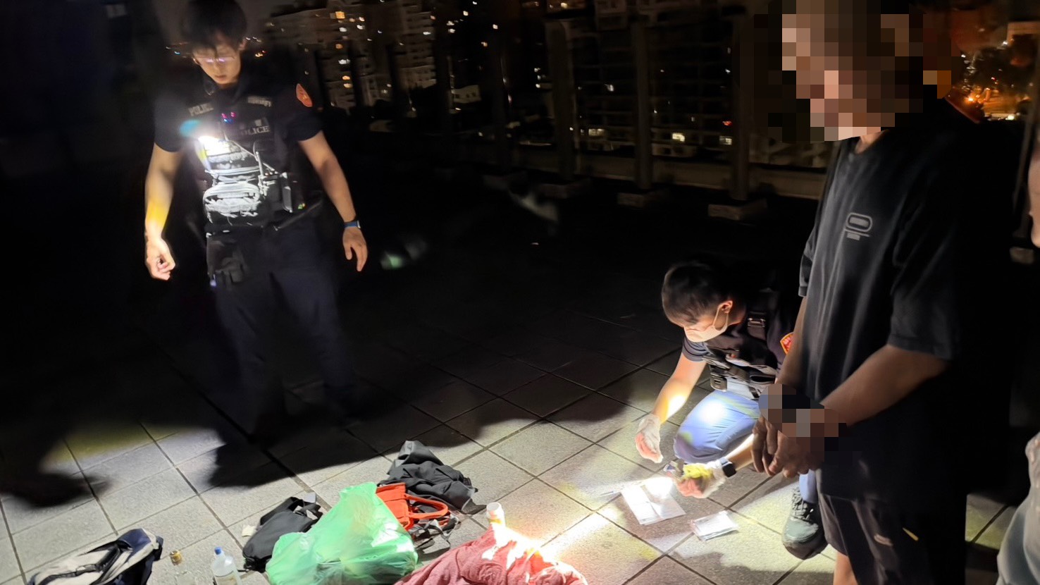 安全帽竊賊睡大樓頂被逮！警驗出「依託咪酯＋安毒」　友人一句話出事了