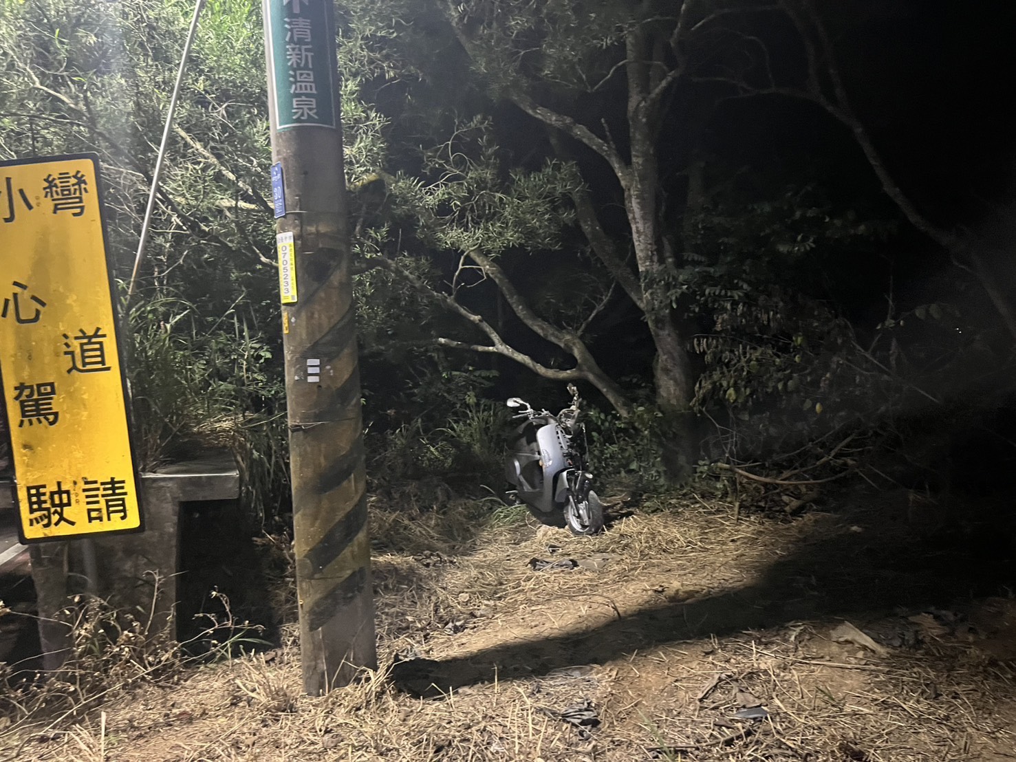 台中兩名女科大生車禍喪命！望高寮賞夜景回程自撞釀慘劇　 校方：深感震驚與哀痛全力協助支持
