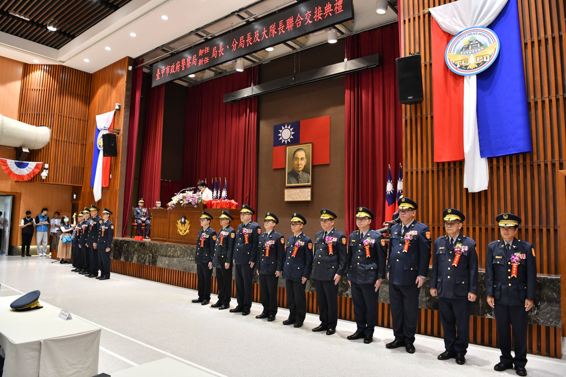 臺中市警局高層人事大調整　李文章升任副署長、吳敬田接掌警局