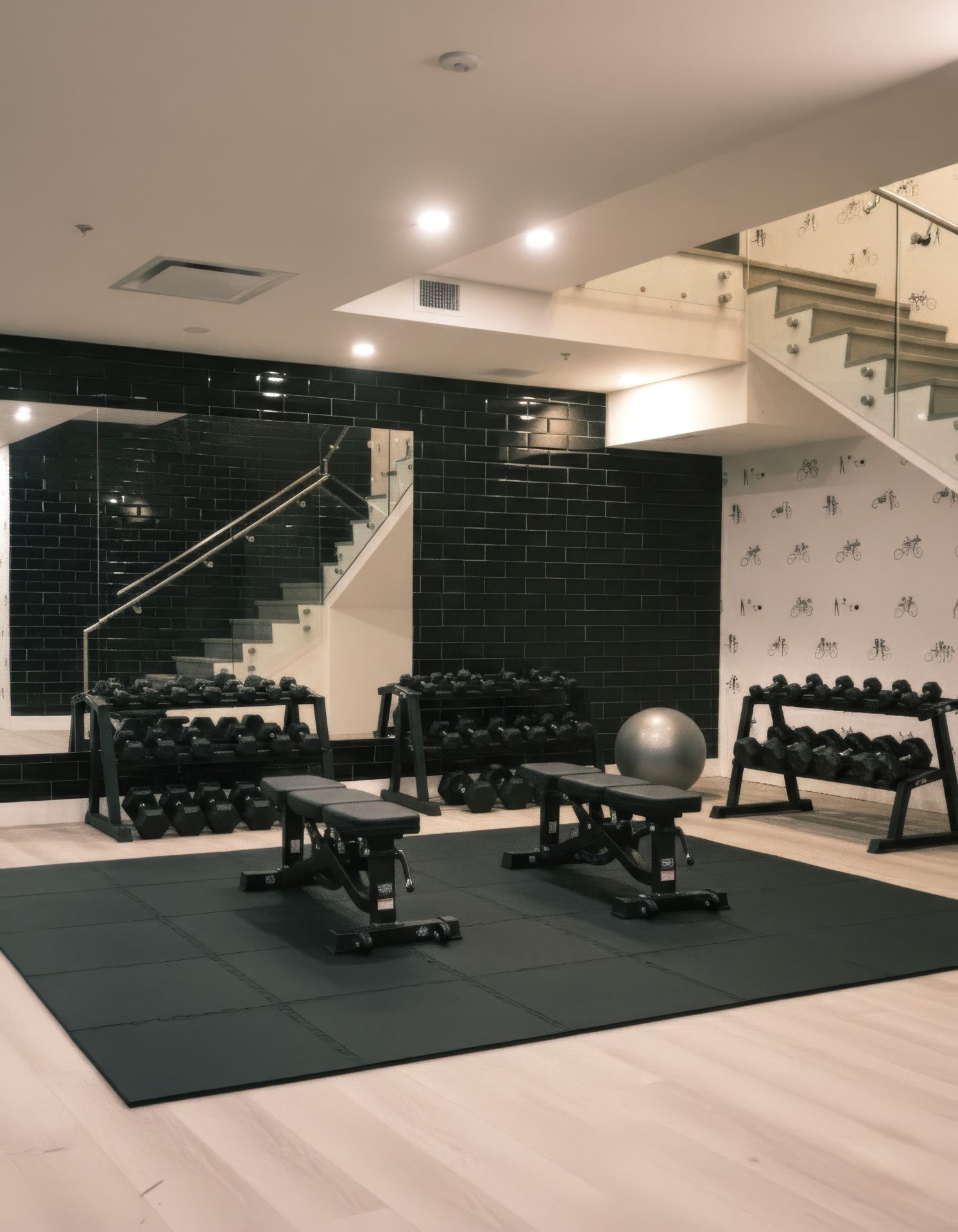 從專業級健身房到療癒桑拿室，皆是為了讓住戶在繁忙都市中保有完整且具層次的住宅體感」