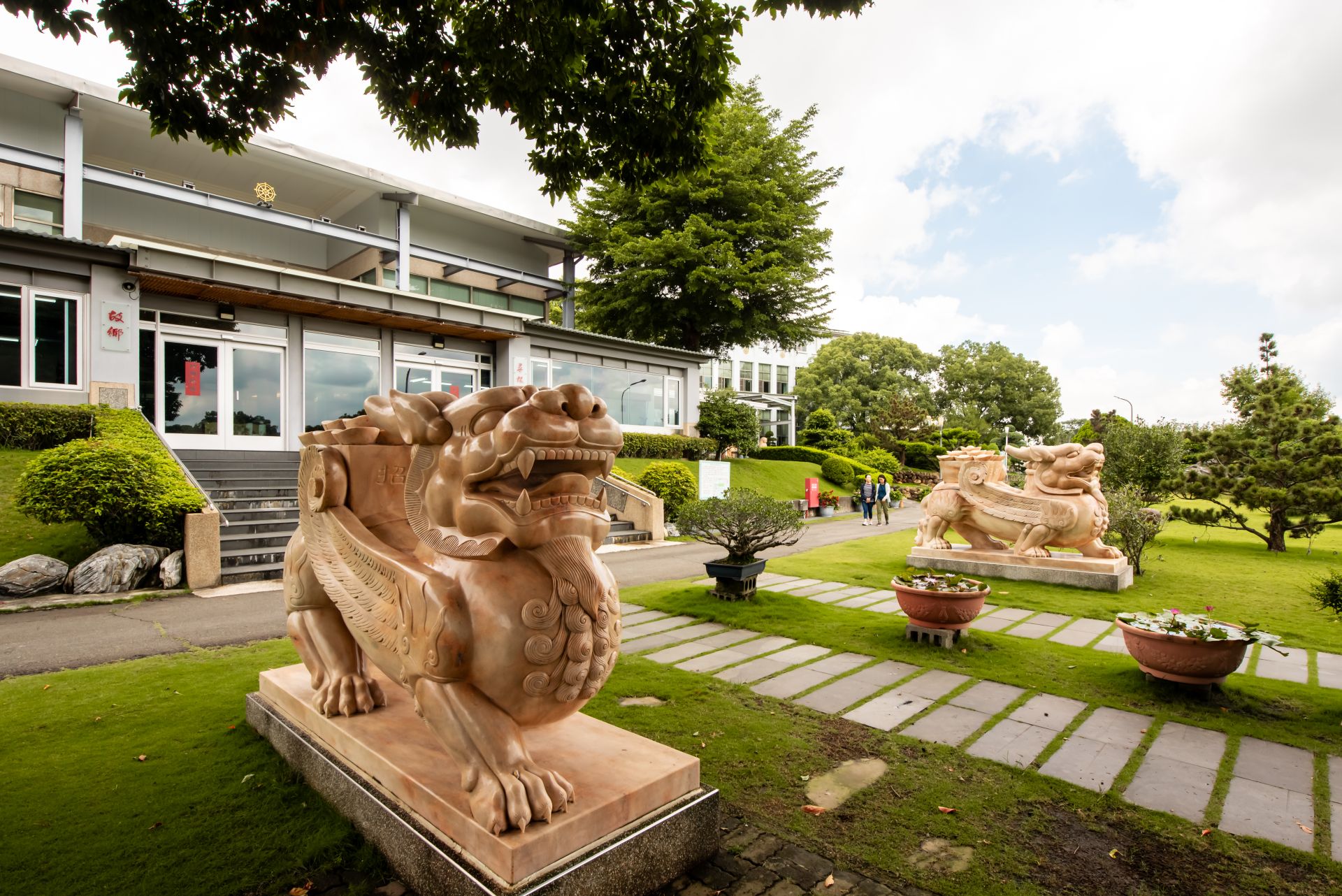 生命會館與殯儀館有何不同？皇穹陵紀念花園用「溫暖」重新定義告別