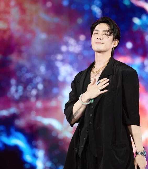 吳建豪近照瘦到皮包骨。(圖/翻攝吳建豪IG)