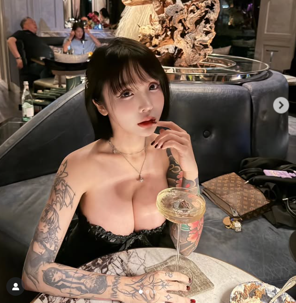 新加坡DJ女身蘇櫻花將於以AV女優出道。（圖／翻攝蘇櫻花IG）