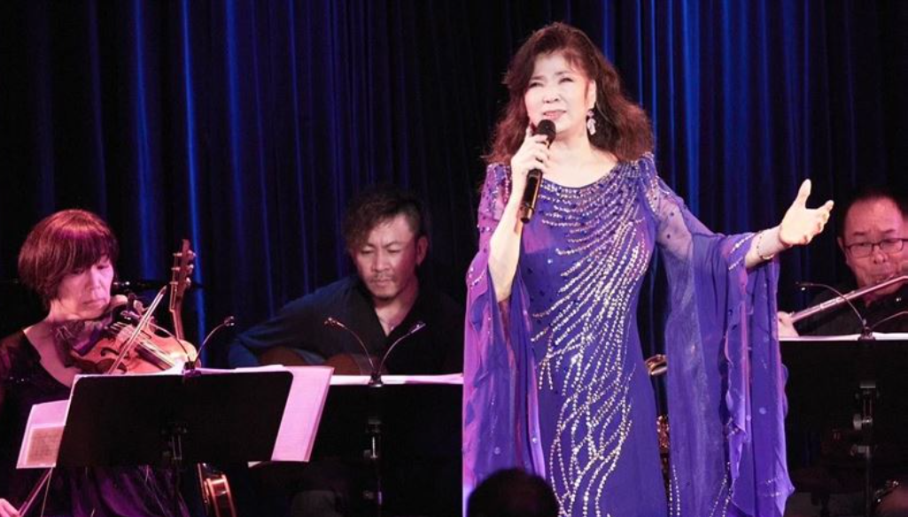 八代亞紀病逝，生前裸照、內衣卻遭公司拍賣。（圖／翻攝臉書）