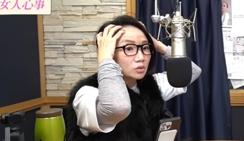 關穎、陶晶瑩都曾遇過櫃姐銷售時擺臭臉。(圖/翻攝陶晶瑩YouTube)