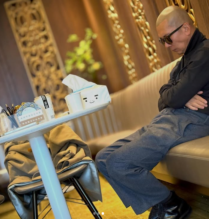 具俊曄在衛生紙上寫滿大S的名字，姜元來把紙保留了下來。（圖／翻攝姜元來IG）